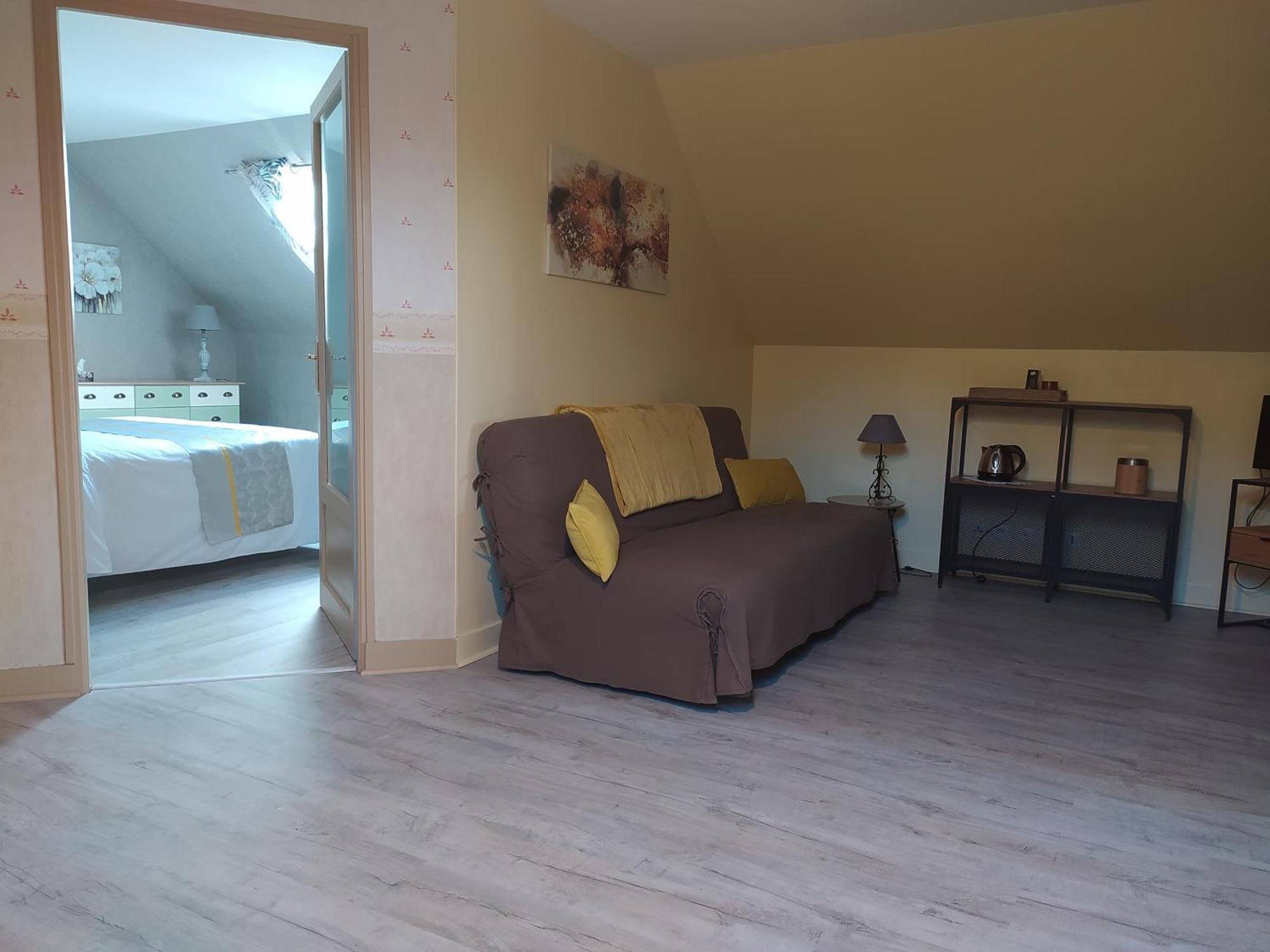 Des Roux Et Des Pious Suite De 35 A 60 M2 Et 3 Chambres Pour Groupe De 2 A 6 Personnes Civray-de-Touraine Εξωτερικό φωτογραφία