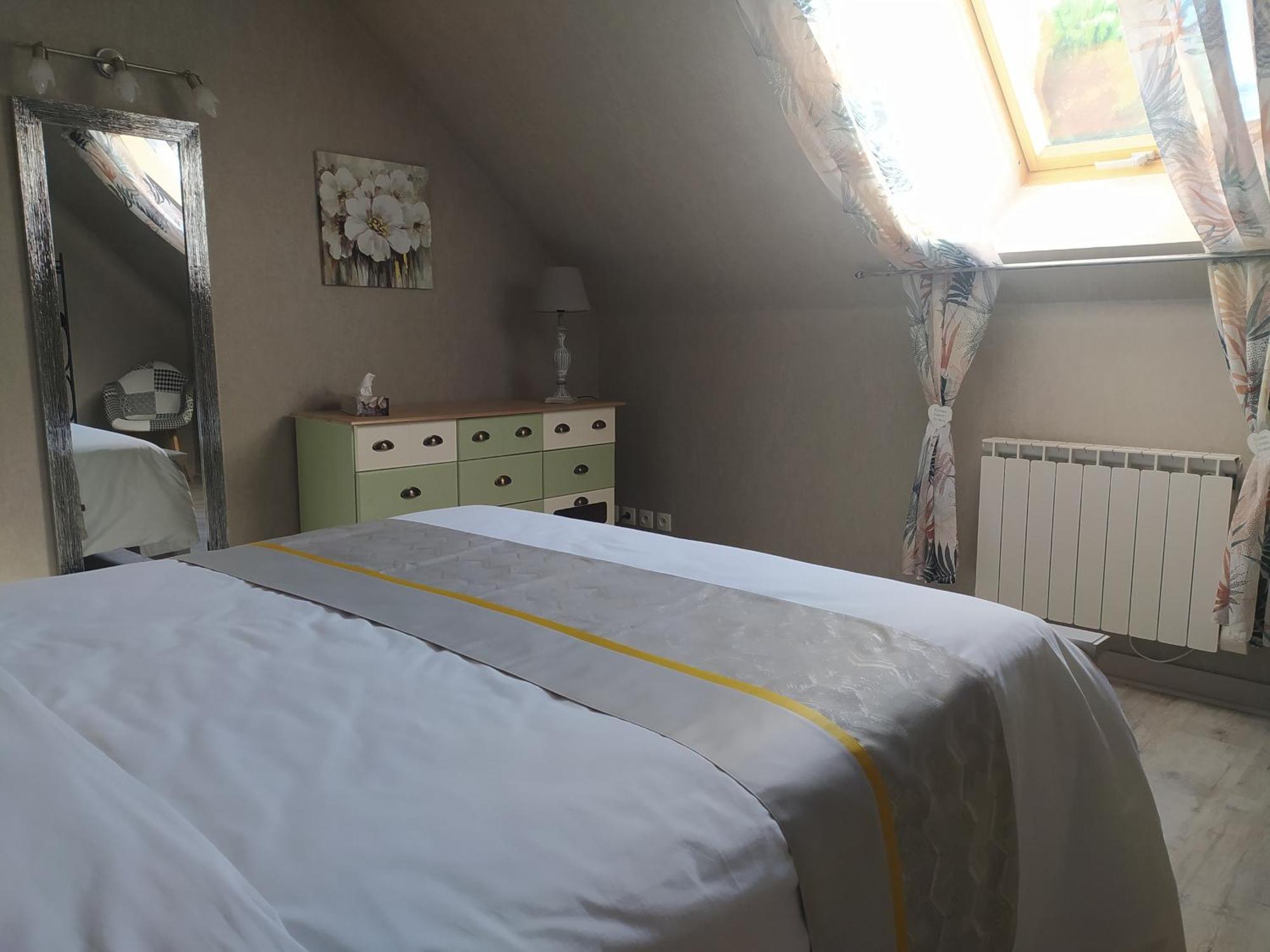 Des Roux Et Des Pious Suite De 35 A 60 M2 Et 3 Chambres Pour Groupe De 2 A 6 Personnes Civray-de-Touraine Εξωτερικό φωτογραφία